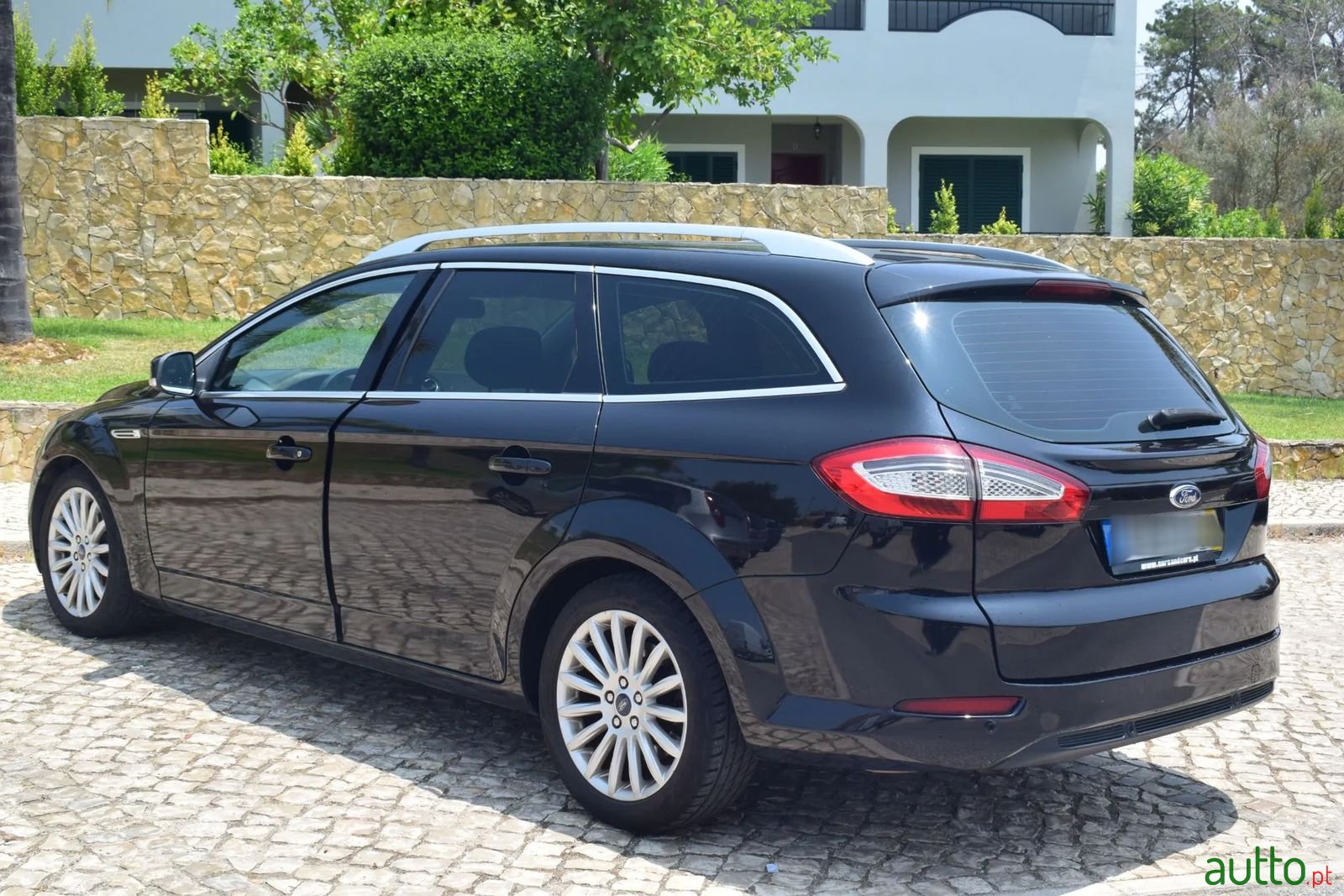 2011' Ford Mondeo Sw photo #6