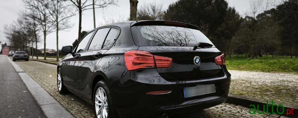 2019' BMW Série 1 D photo #4