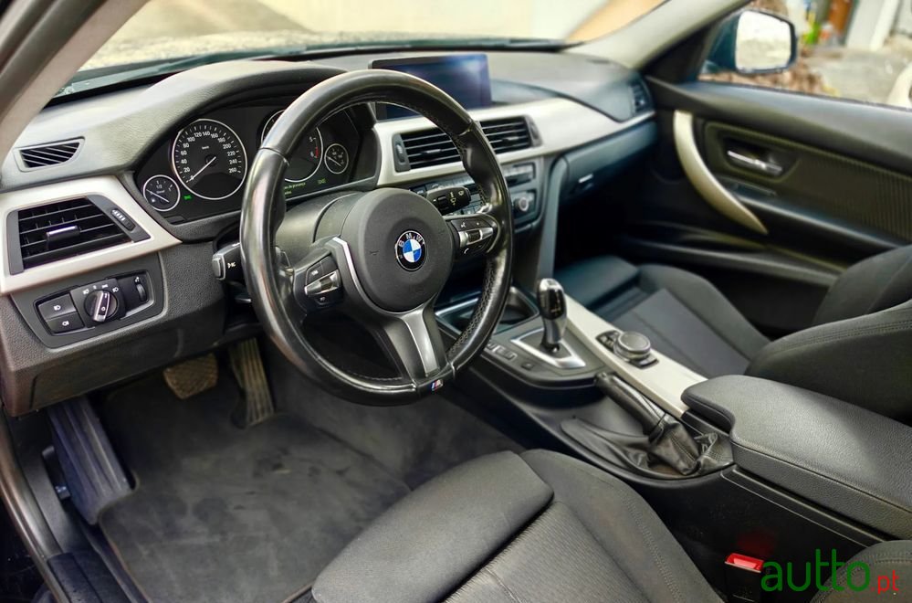2015' BMW Série 3 photo #6