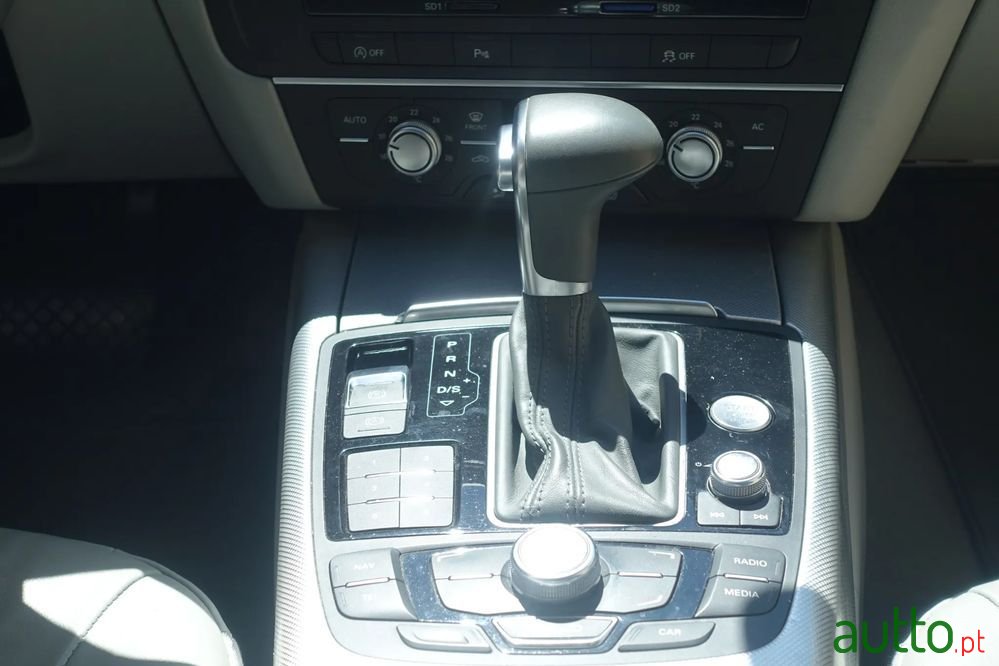 2012' Audi A6 photo #6