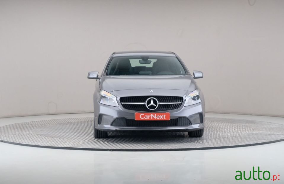 2017' Mercedes-Benz A-180 photo #3