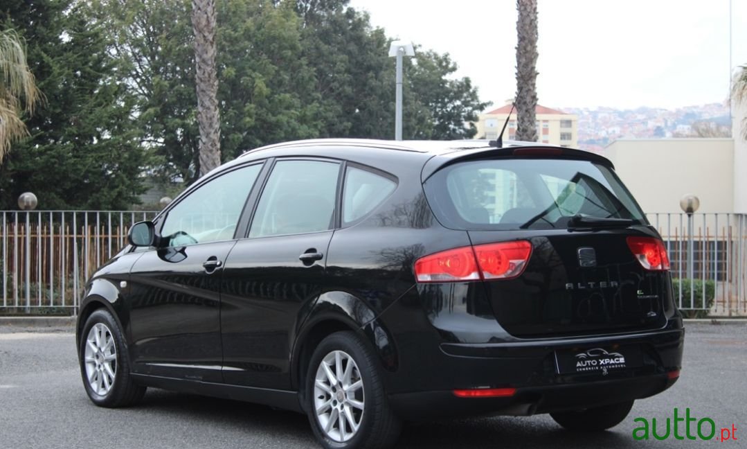 2011' SEAT Altea photo #5