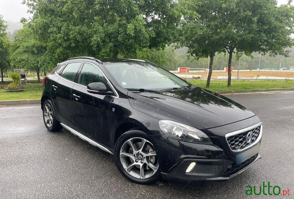 2016' Volvo V40 photo #2