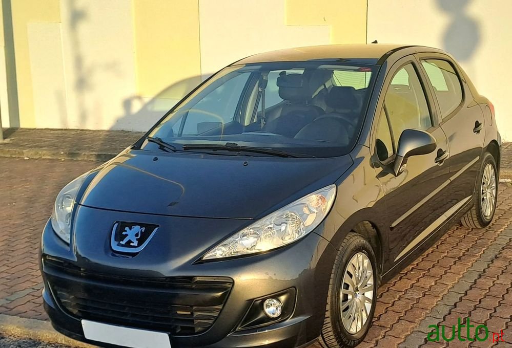 2010' Peugeot 207 1.4 16V Active photo #5