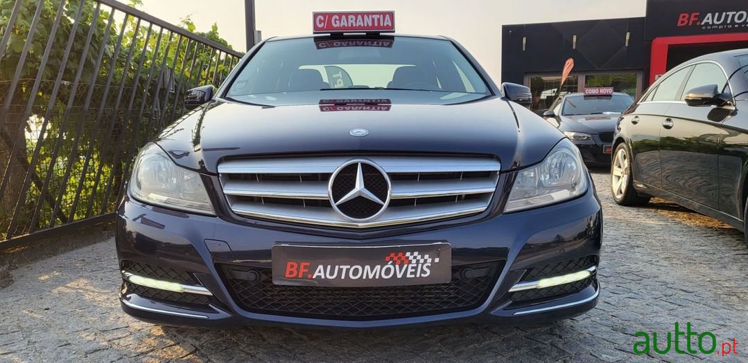 2013' Mercedes-Benz C-220 photo #4