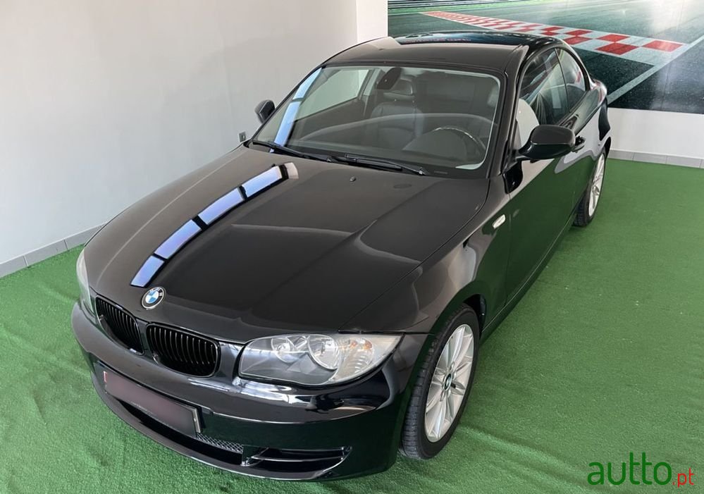 2009' BMW 118 photo #4