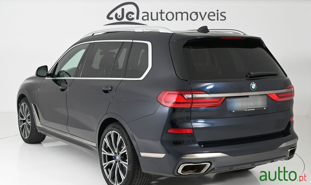 2021' BMW Série X M50I photo #2