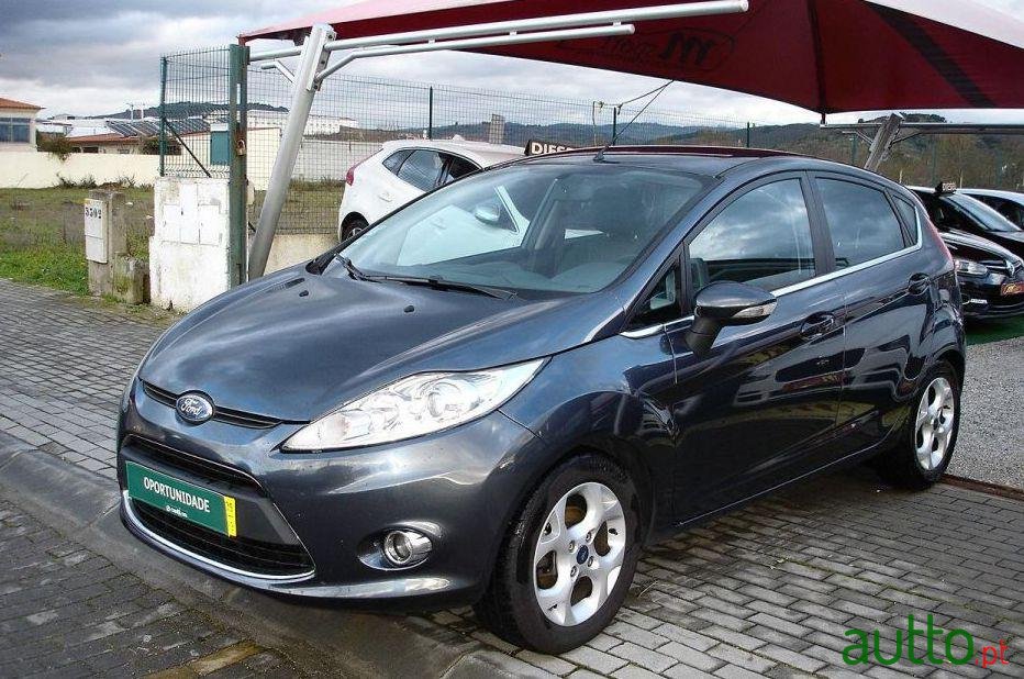 2009' Ford Fiesta 1.4 Tdci Ghia Durashift photo #1