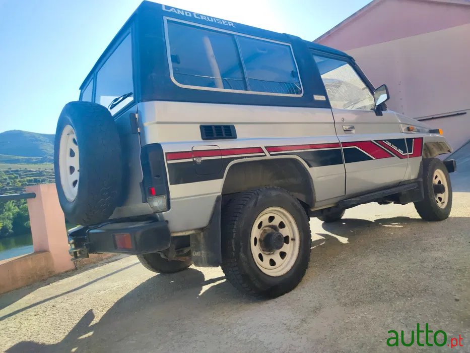 1988' Toyota Land Cruiser photo #2