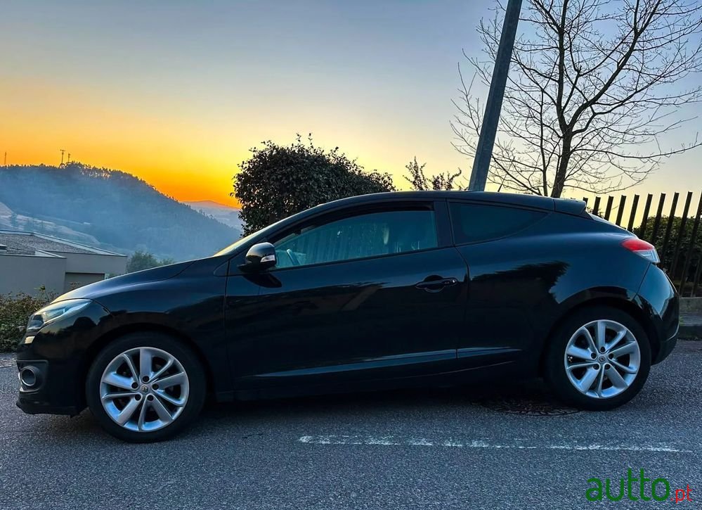 2015' Renault Mégane Coupe photo #5