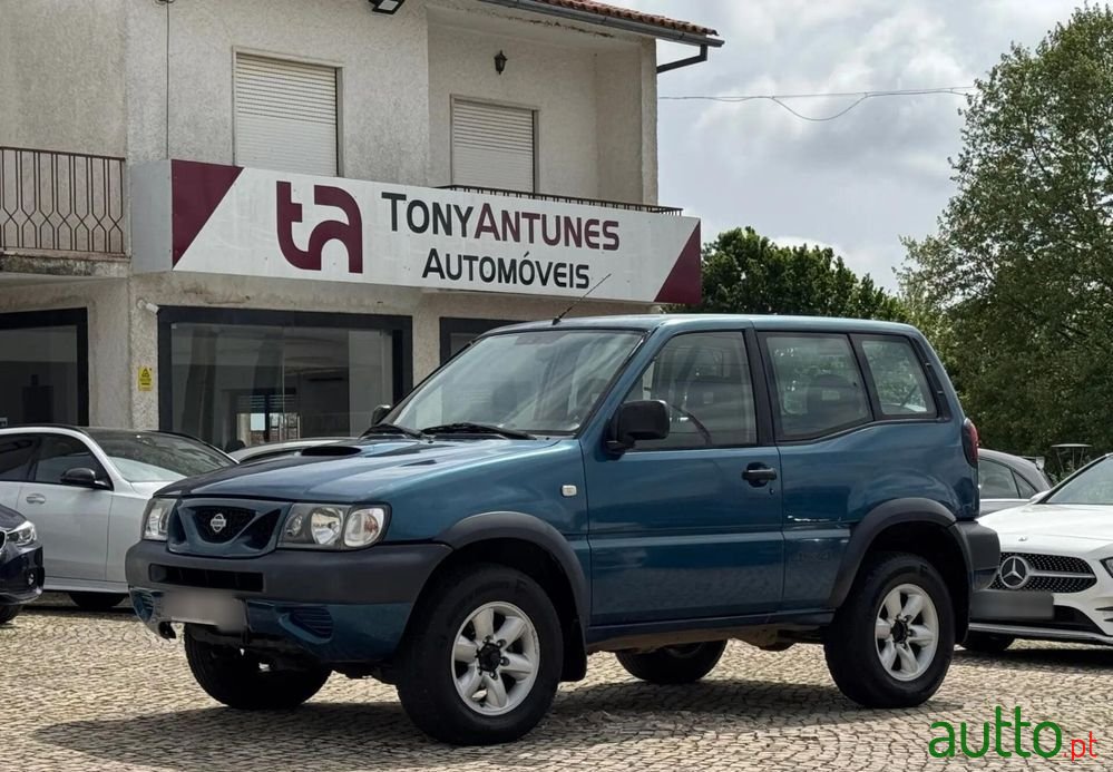 2000' Nissan Terrano photo #1