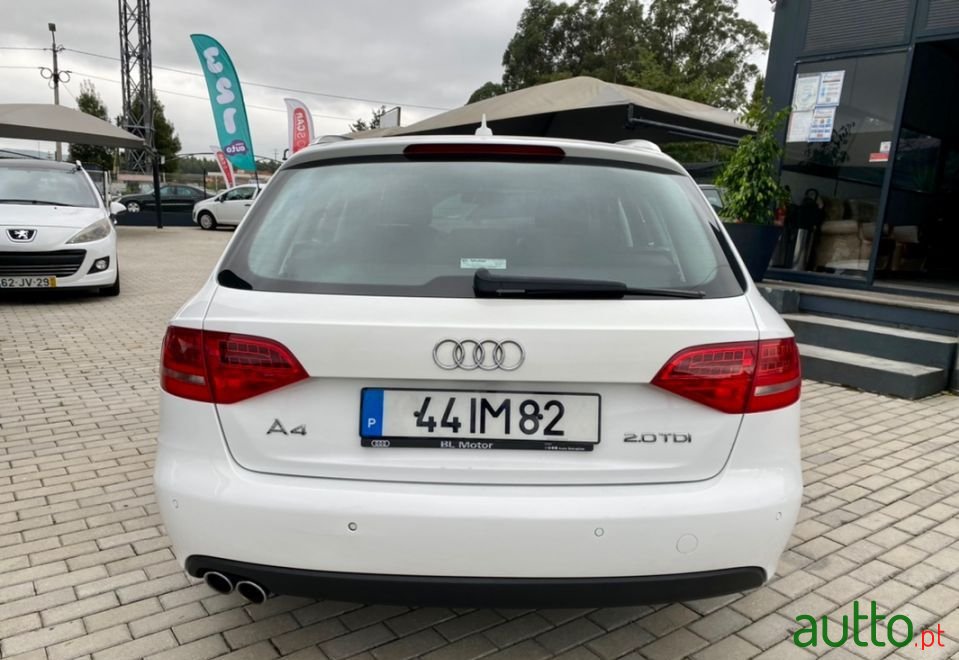 2009' Audi A4 Avant photo #5