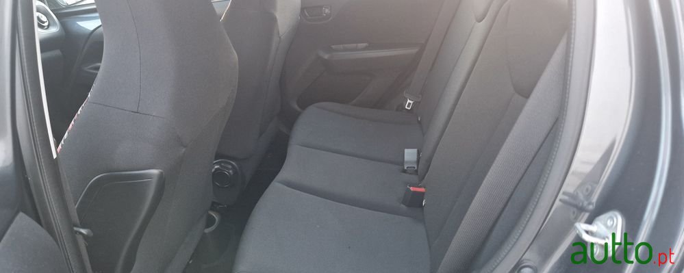 2018' Citroen C1 1.0 Vti Feel S&S photo #6