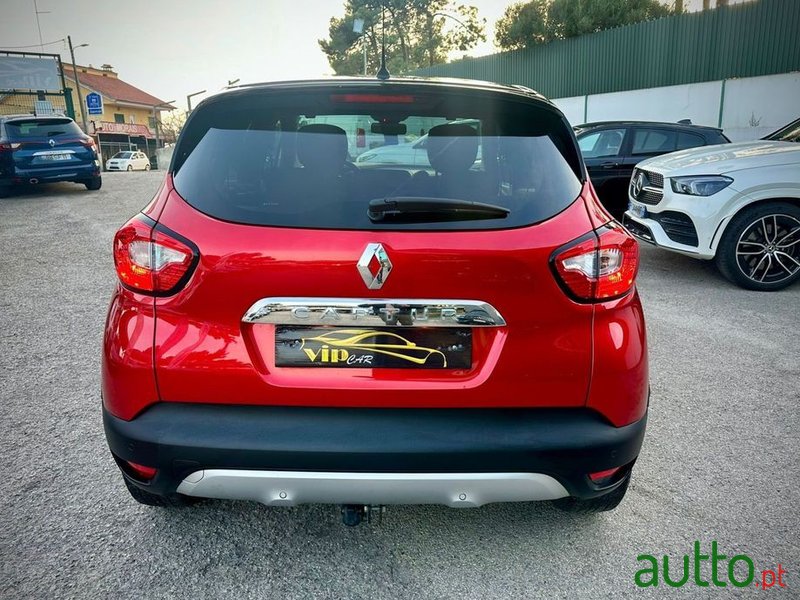 2015' Renault Captur photo #6