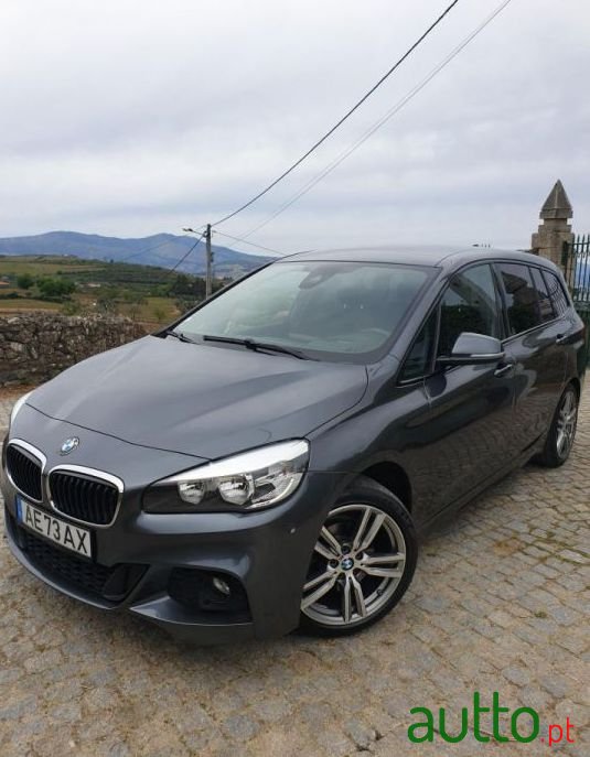 2016' BMW 216 Gran Tourer photo #1