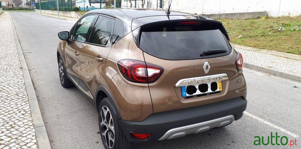 2017' Renault Captur 0.9 Tce Exclusive photo #3