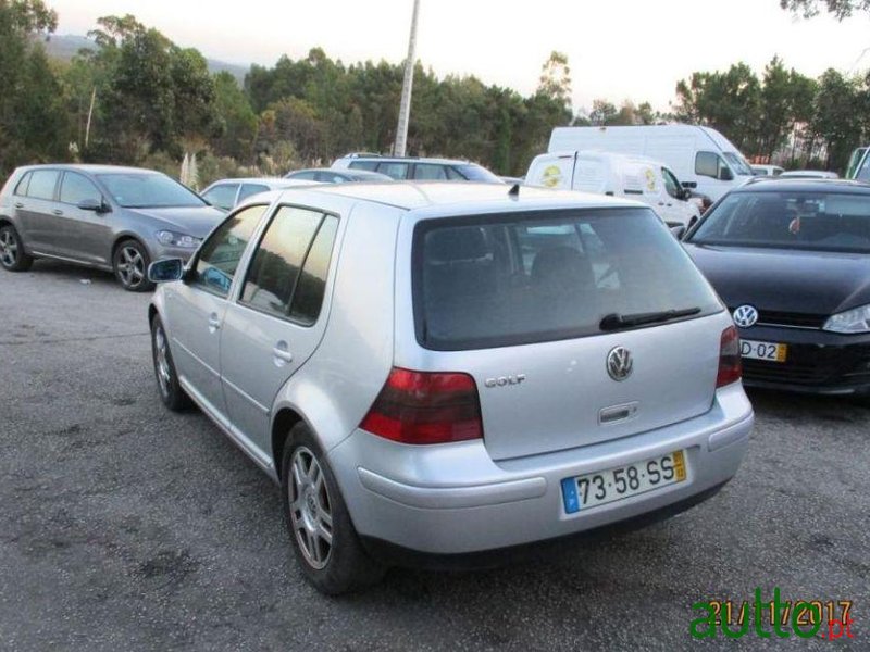 2001' Volkswagen Golf 1.4I Confort photo #2