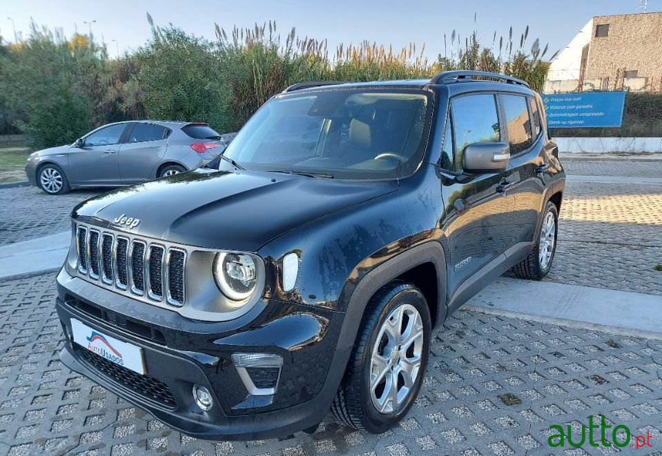 2019' Jeep Renegade photo #1