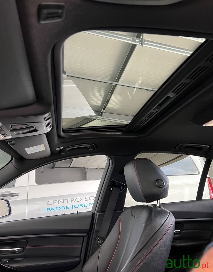 2012' BMW 320 D Aut. Sport Line photo #6