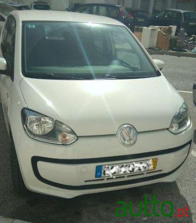 2014' Volkswagen Up Moveup photo #1