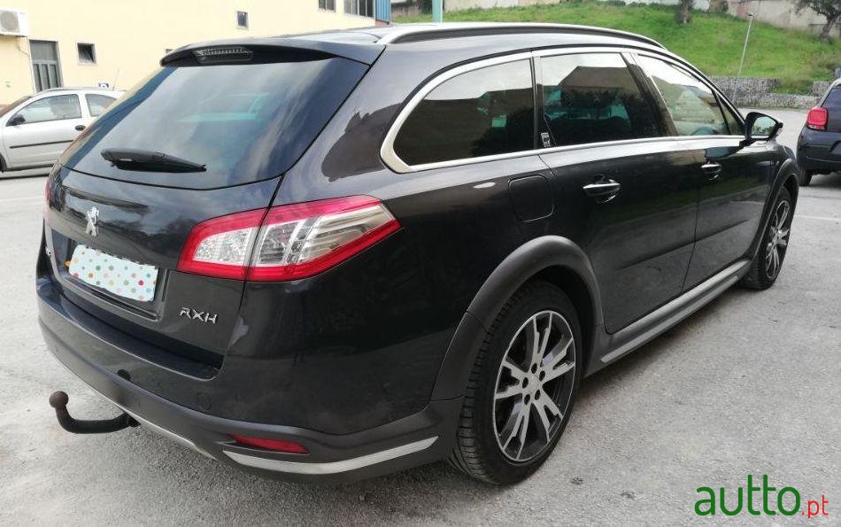 2013' Peugeot 508 RXH photo #2