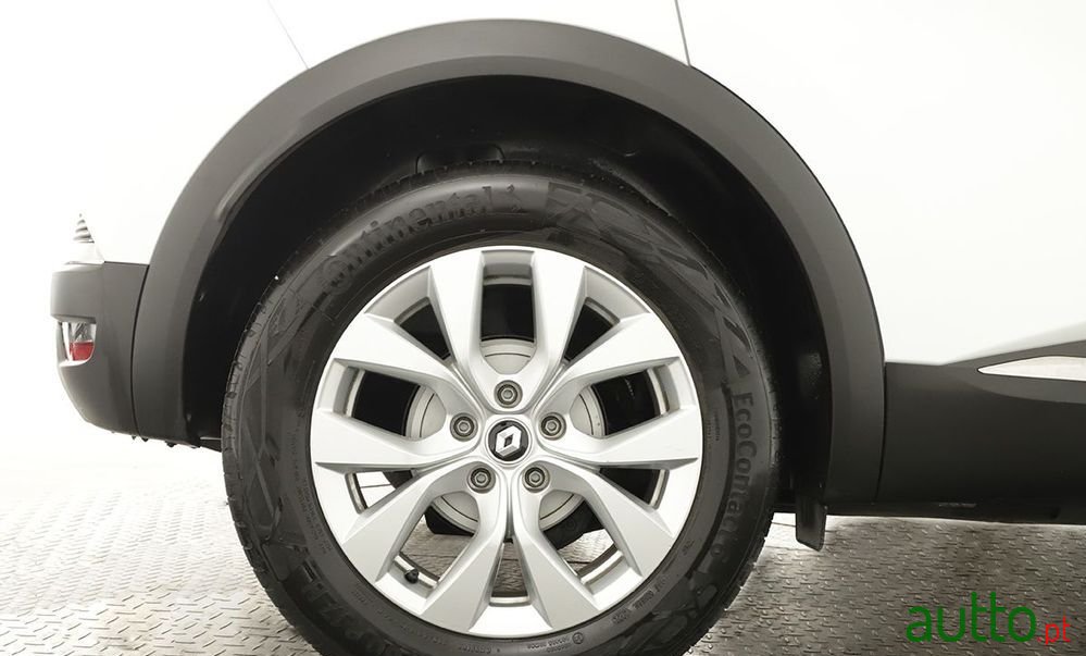 2022' Renault Captur photo #5