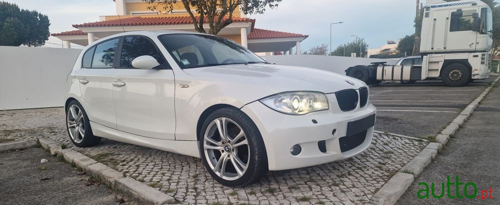 2009' BMW 120 D Dpf Aut. Edition Sport photo #5