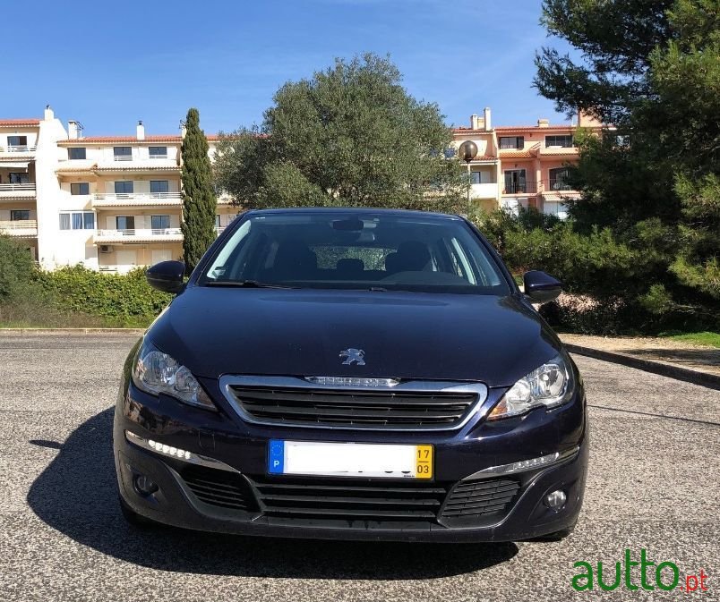 2017' Peugeot 308 Sw photo #2