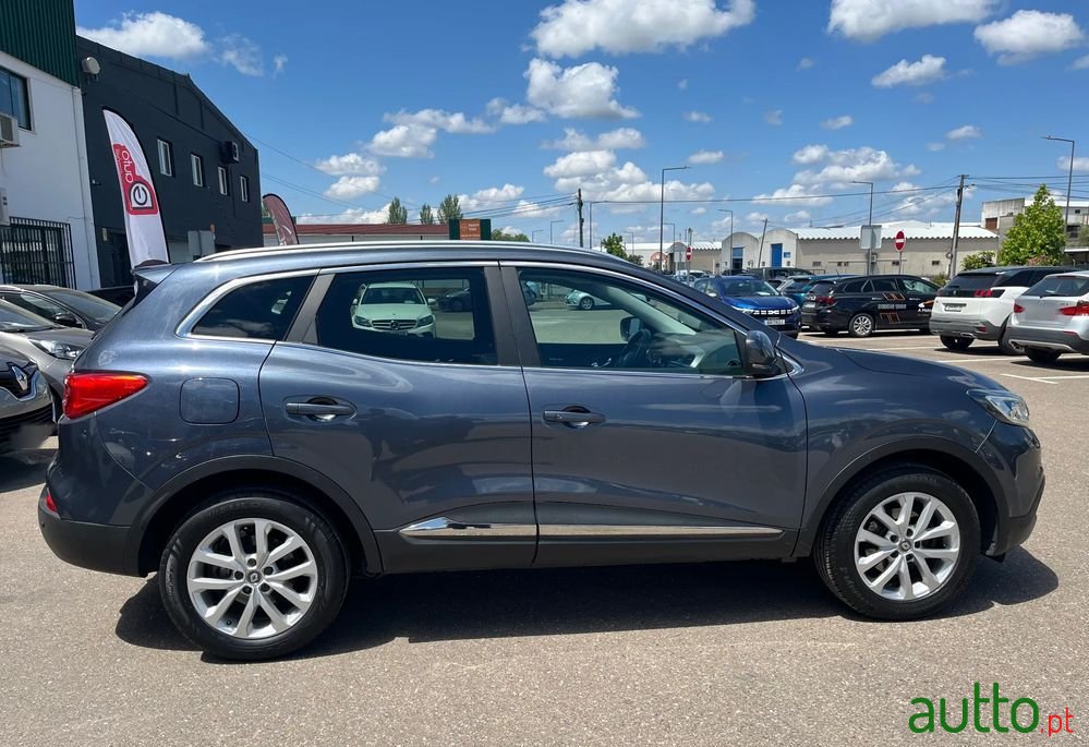 2015' Renault Kadjar photo #6