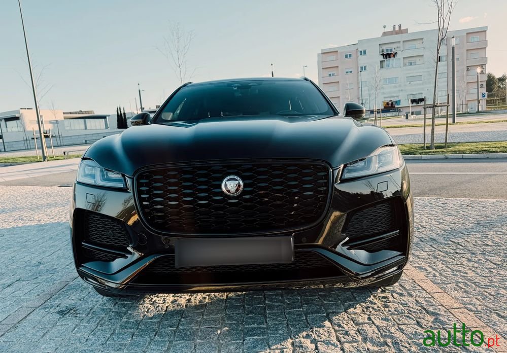 2022' Jaguar F-Pace photo #4