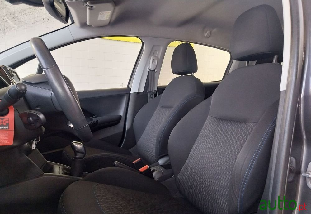 2018' Peugeot 208 photo #4