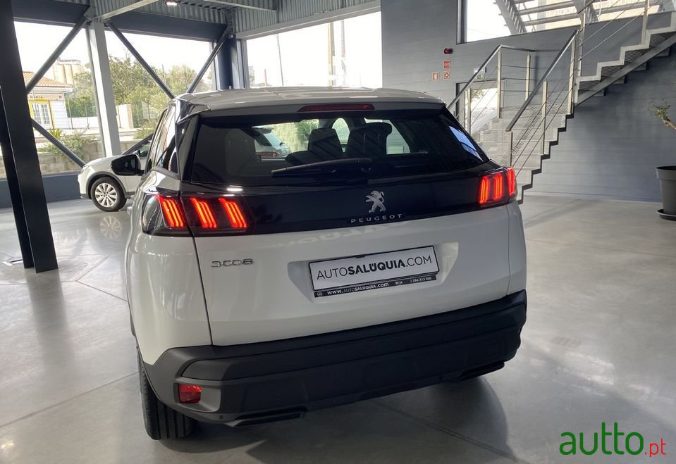2021' Peugeot 3008 photo #3