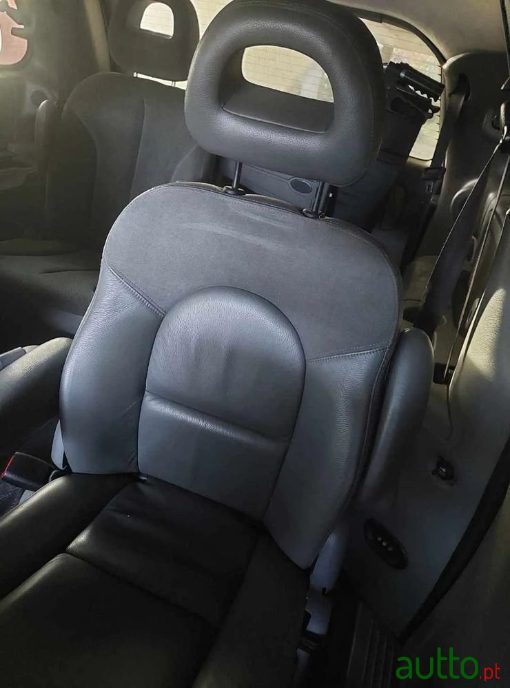 2006' Chrysler Voyager photo #6