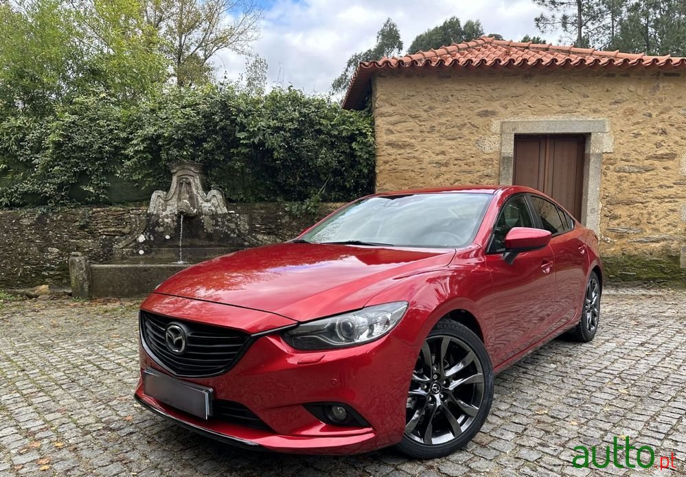 2013' Mazda 6 Sw photo #1