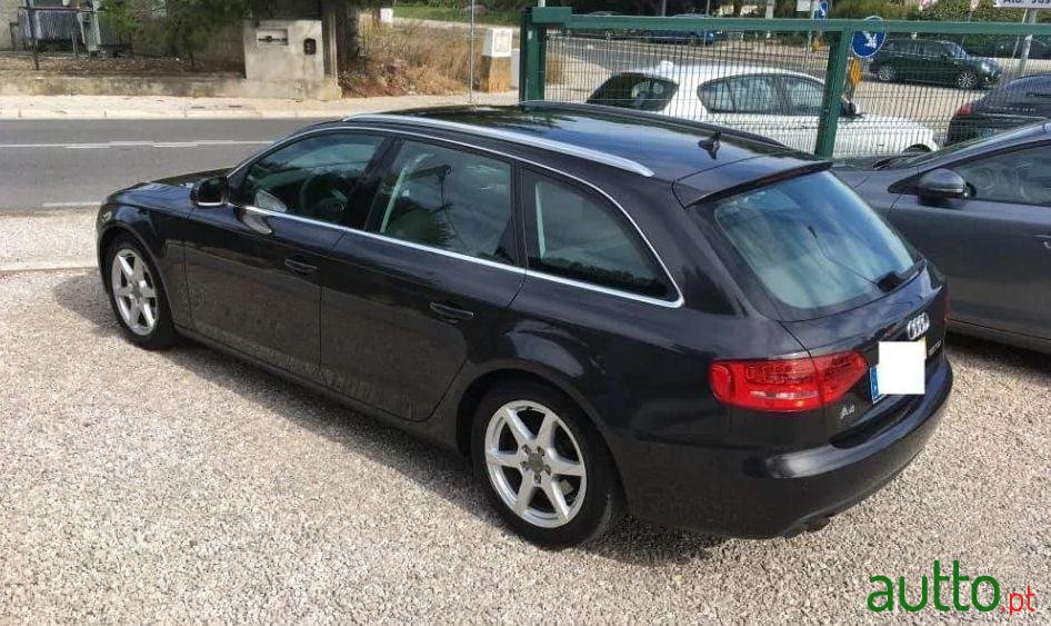 2009' Audi A4 Avant photo #1