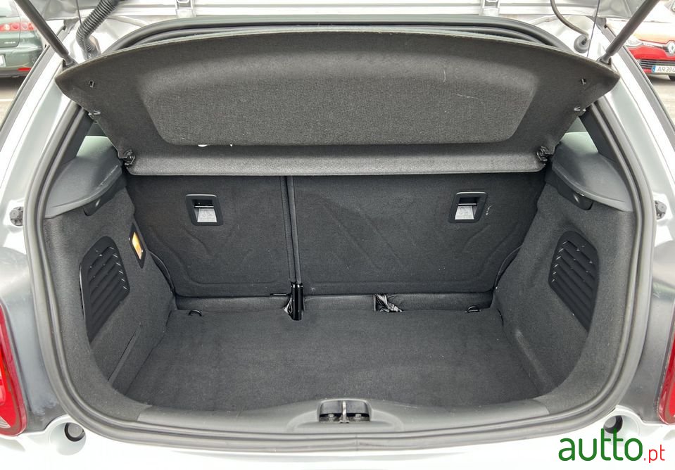 2017' DS Automobiles Ds3 photo #5