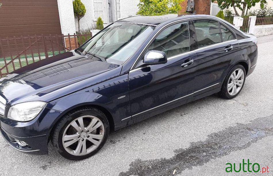 2008' Mercedes-Benz C-220 Cdi Avantgarde photo #2