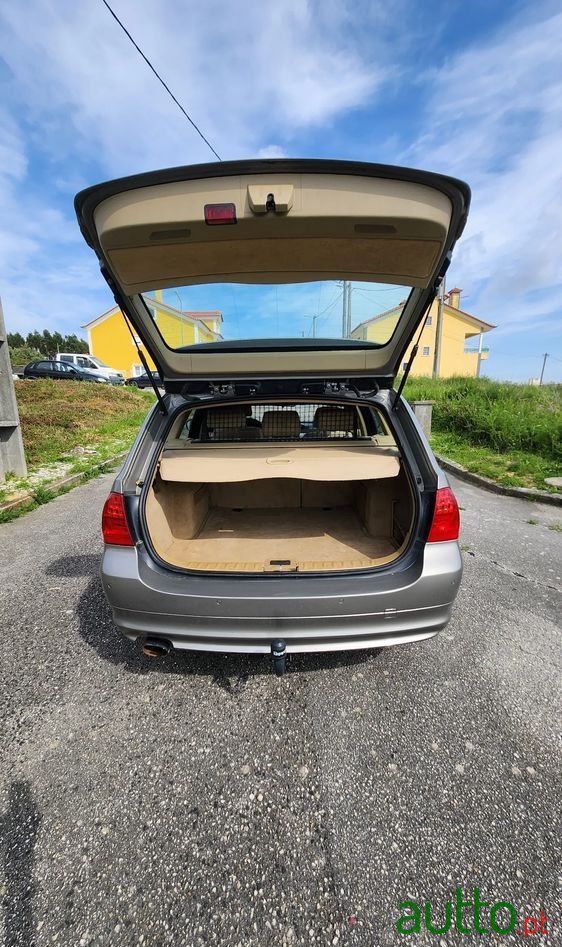 2009' BMW Série 3 photo #5