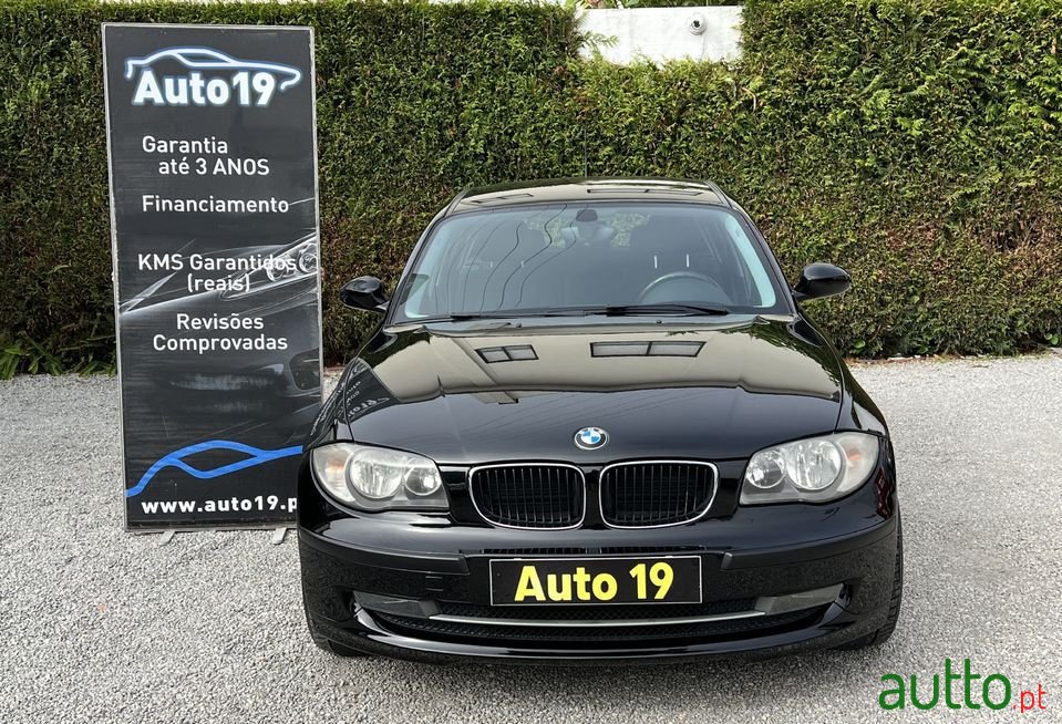 2007' BMW 118 photo #3