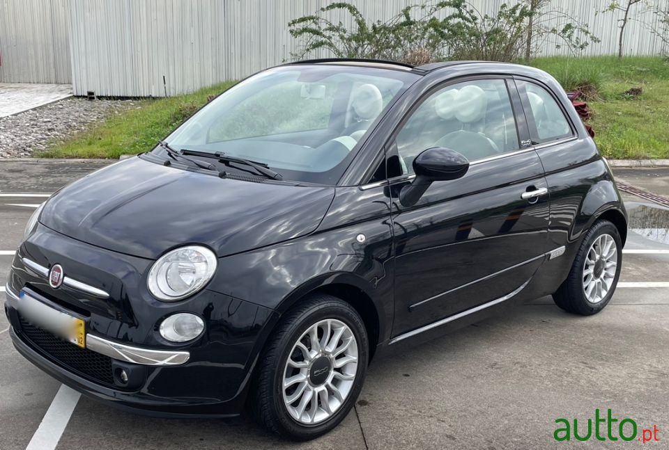 2013' Fiat 500C photo #1