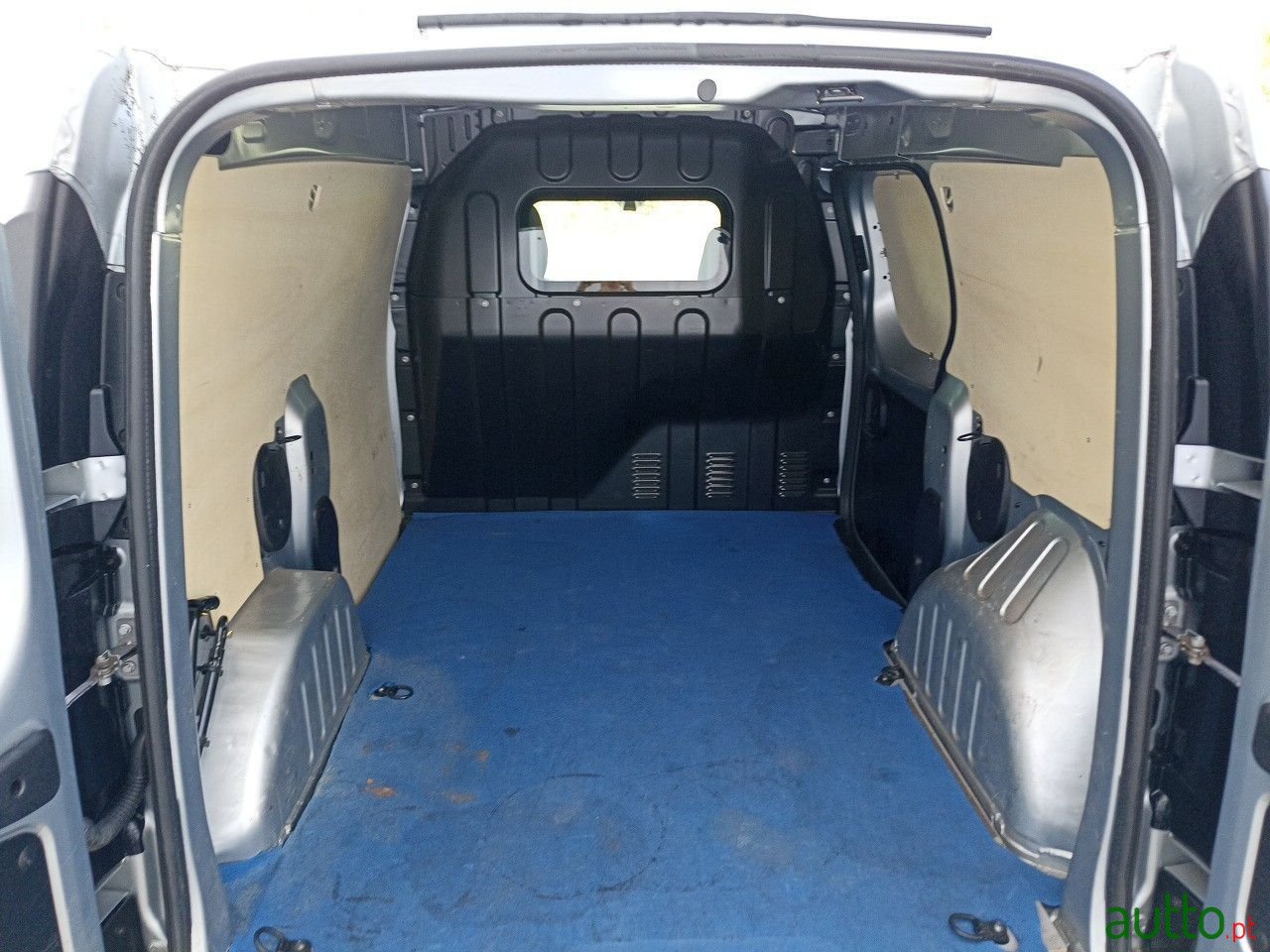 2021' Renault Express photo #6