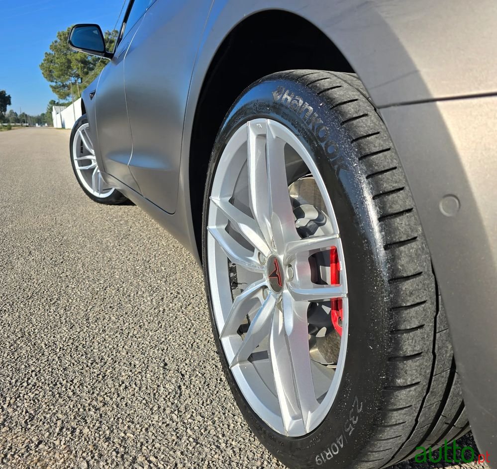 2020' Tesla Model 3 photo #2