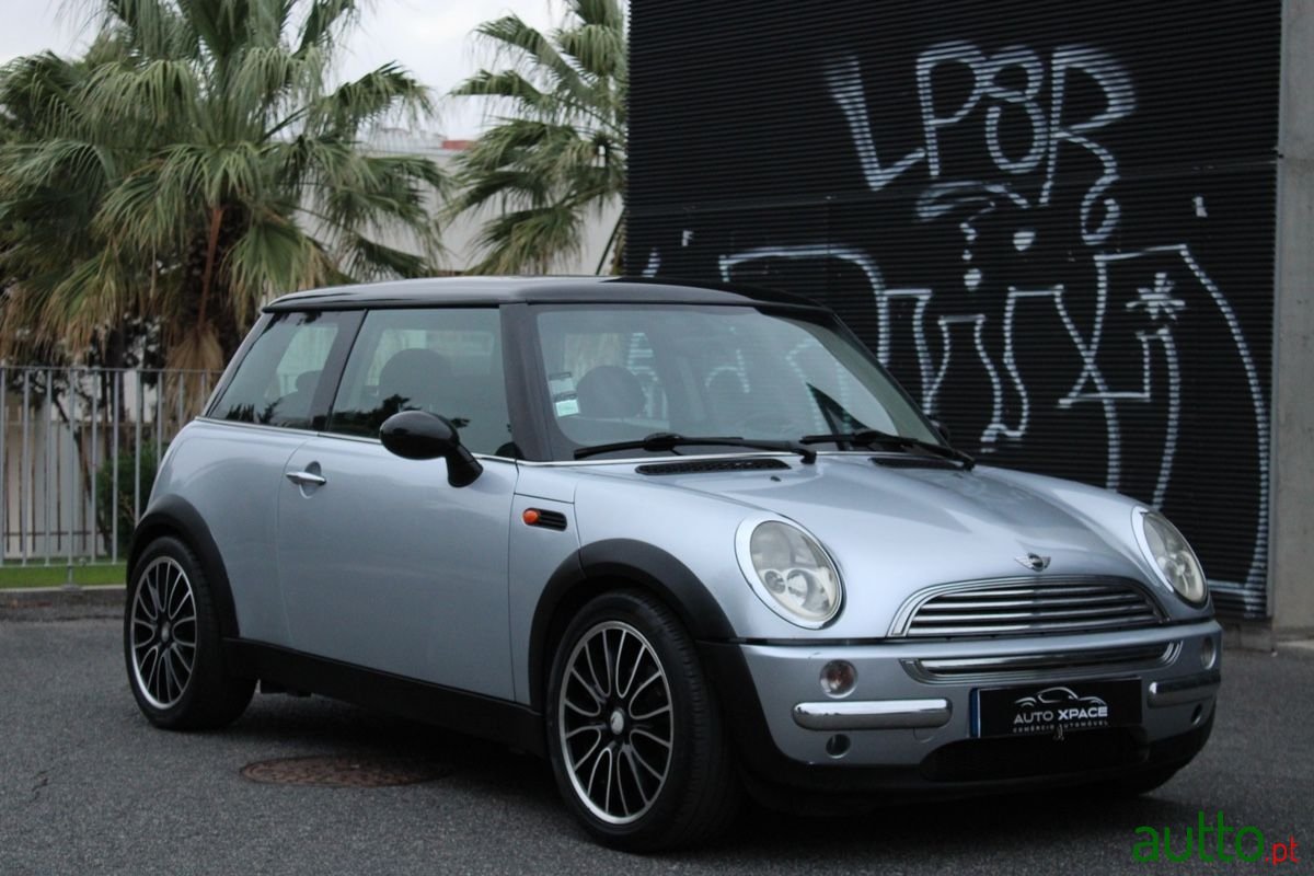 2003' MINI Cooper photo #2