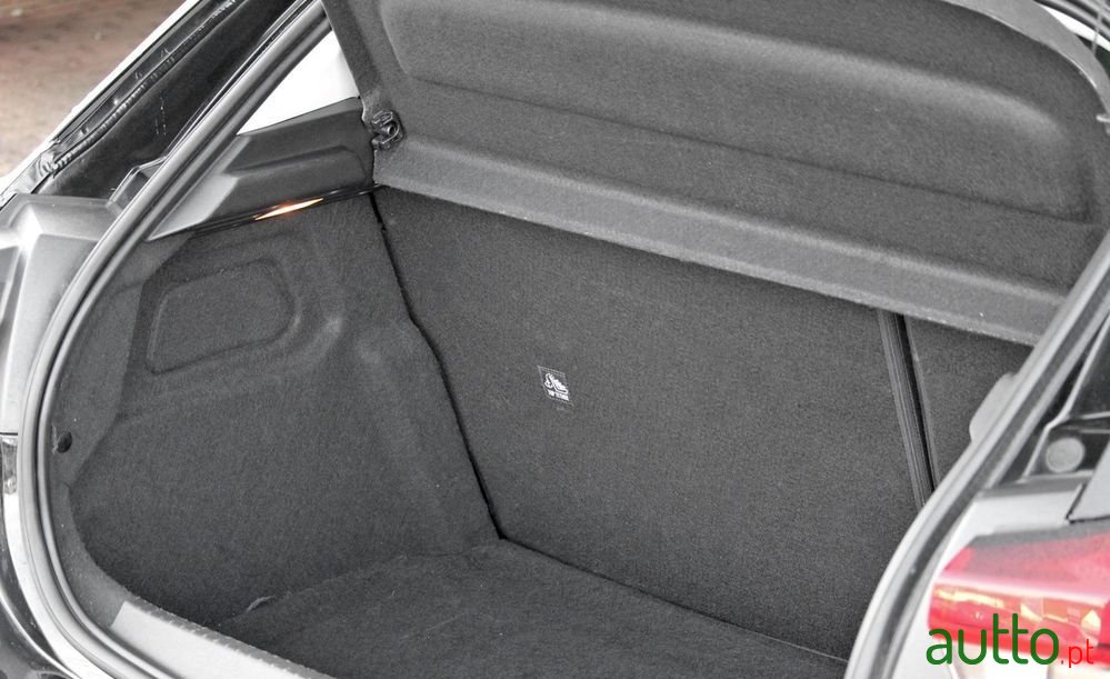 2022' Opel Corsa 1.2 Edition photo #5