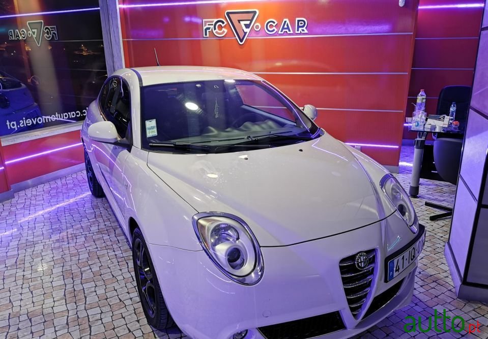 2010' Alfa Romeo MiTo photo #4