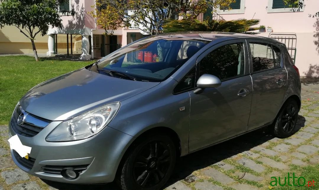 2011' Opel Corsa photo #3