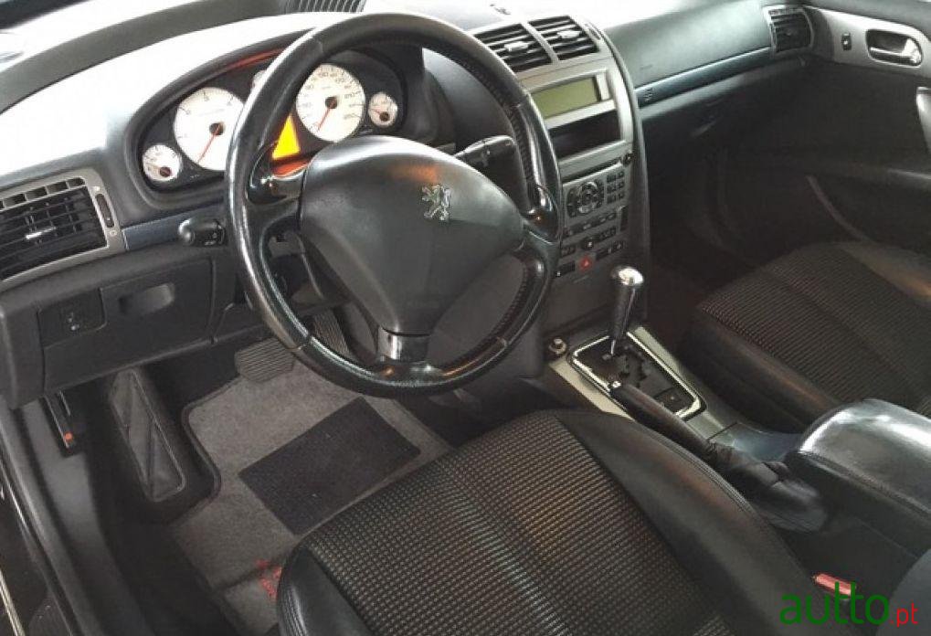 2005' Peugeot 2.0 HDi photo #1