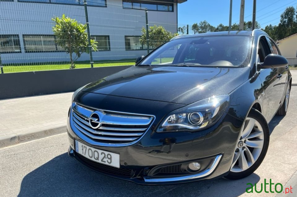 2014' Opel Insignia Sports Tourer photo #6