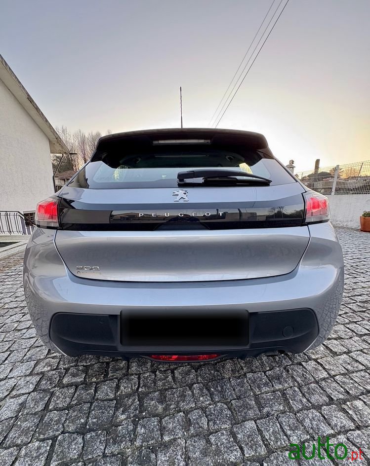 2021' Peugeot 208 1.2 Puretech Active photo #4