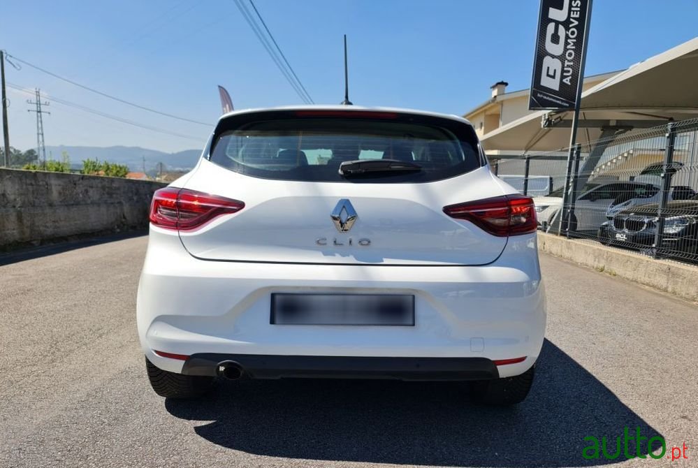 2020' Renault Clio 1.5 Blue Dci Intens photo #5